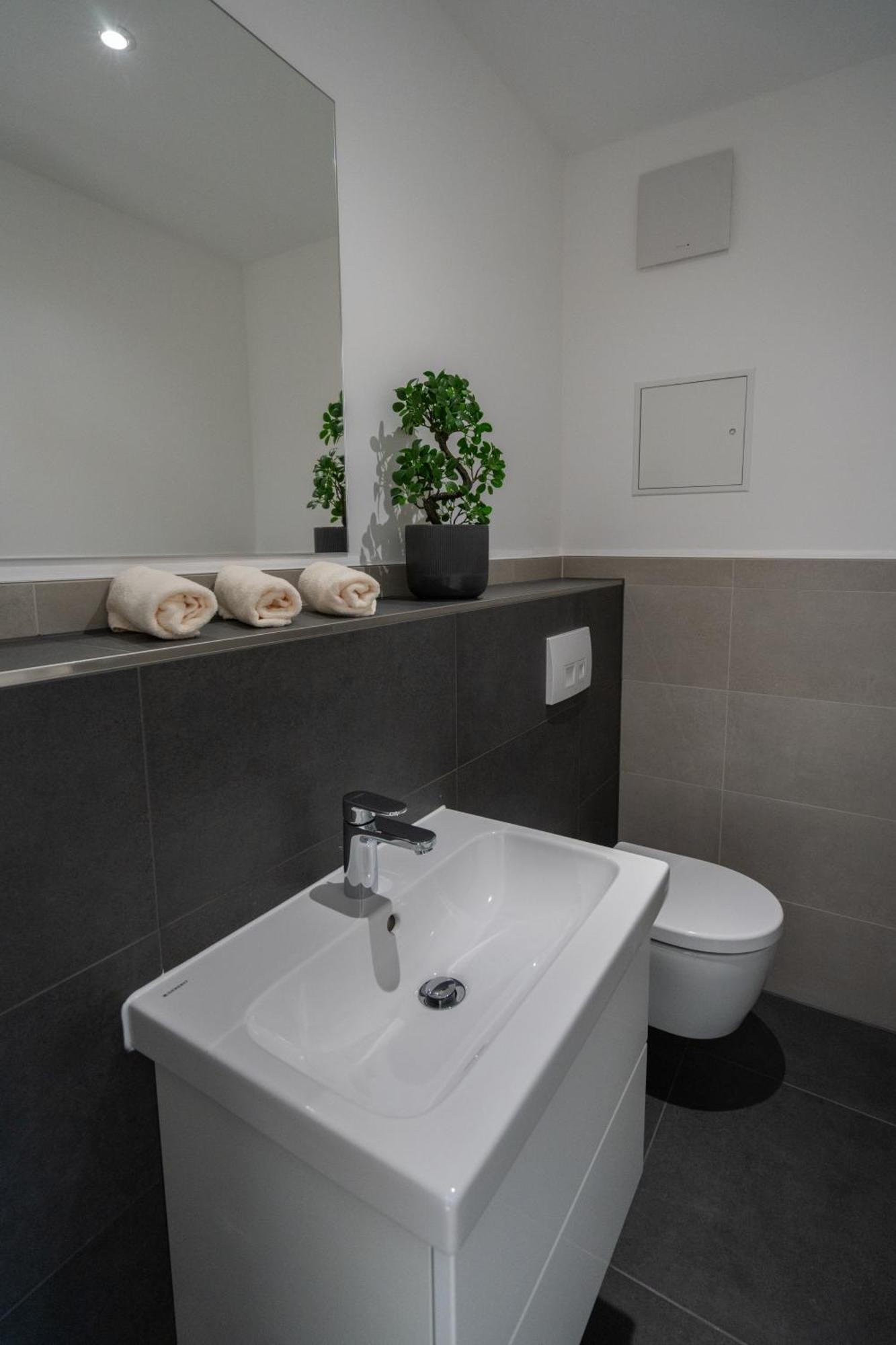 Supreme City Dream Mit Terrasse Und Parkplatz - 110M² Dresden Ngoại thất bức ảnh