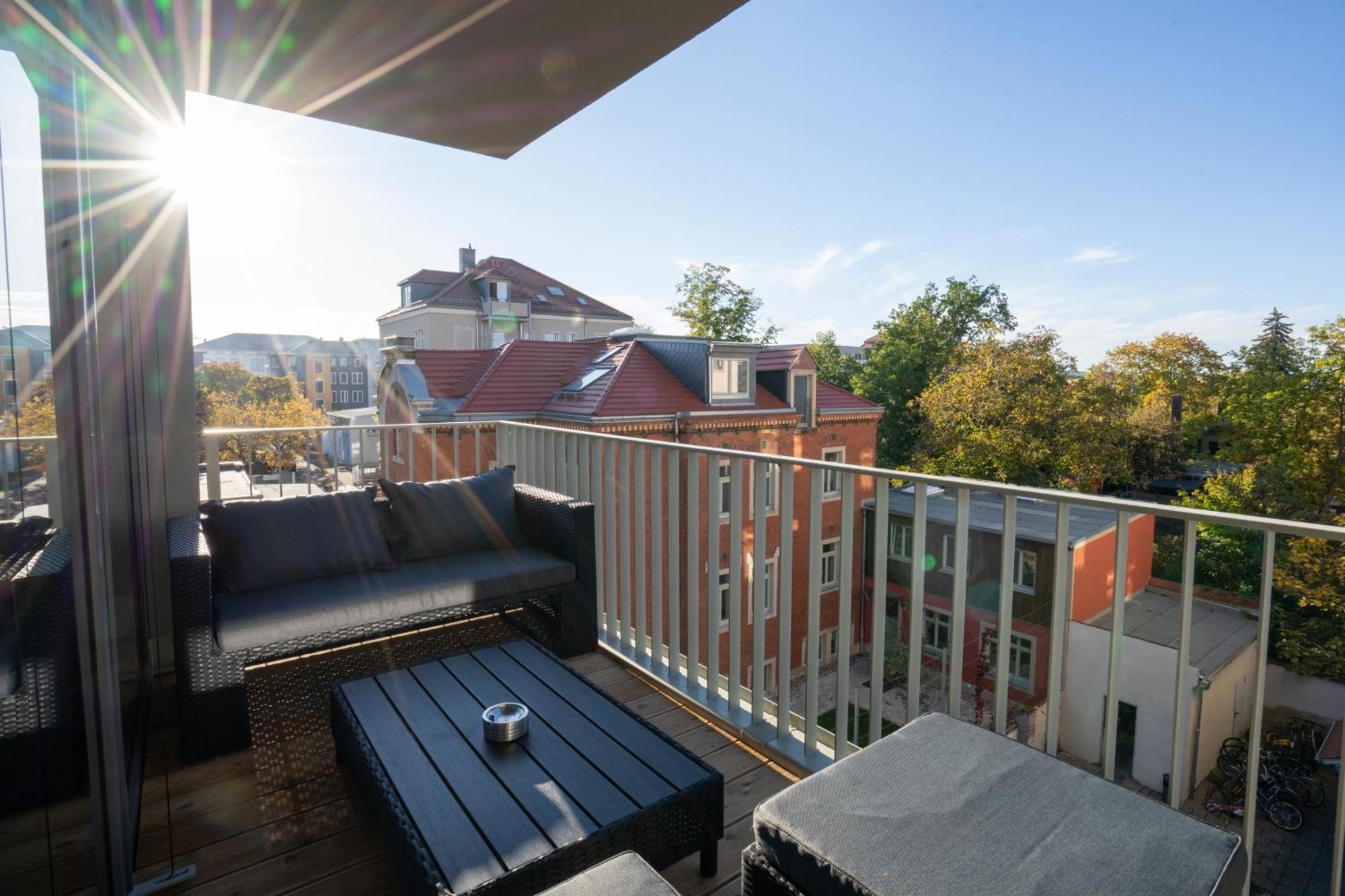 Supreme City Dream Mit Terrasse Und Parkplatz - 110M² Dresden Ngoại thất bức ảnh